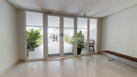 Image 71 - 1034216